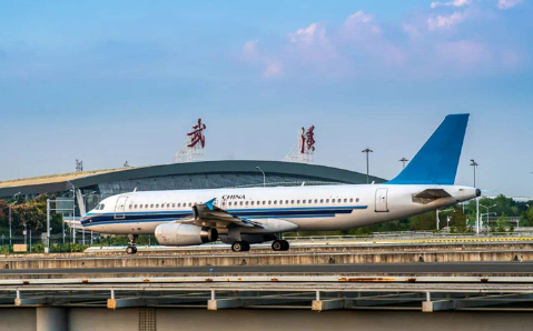 岳阳空运武汉机场